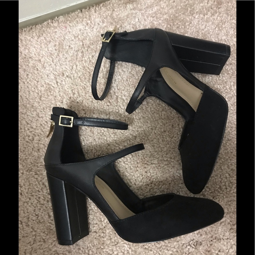 BCBGeneration Strappy Black Pumps